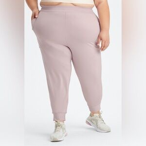 Fabletics Women’s Muted Mauve High Waisted Cold Weather Pocket Joggers - 2X